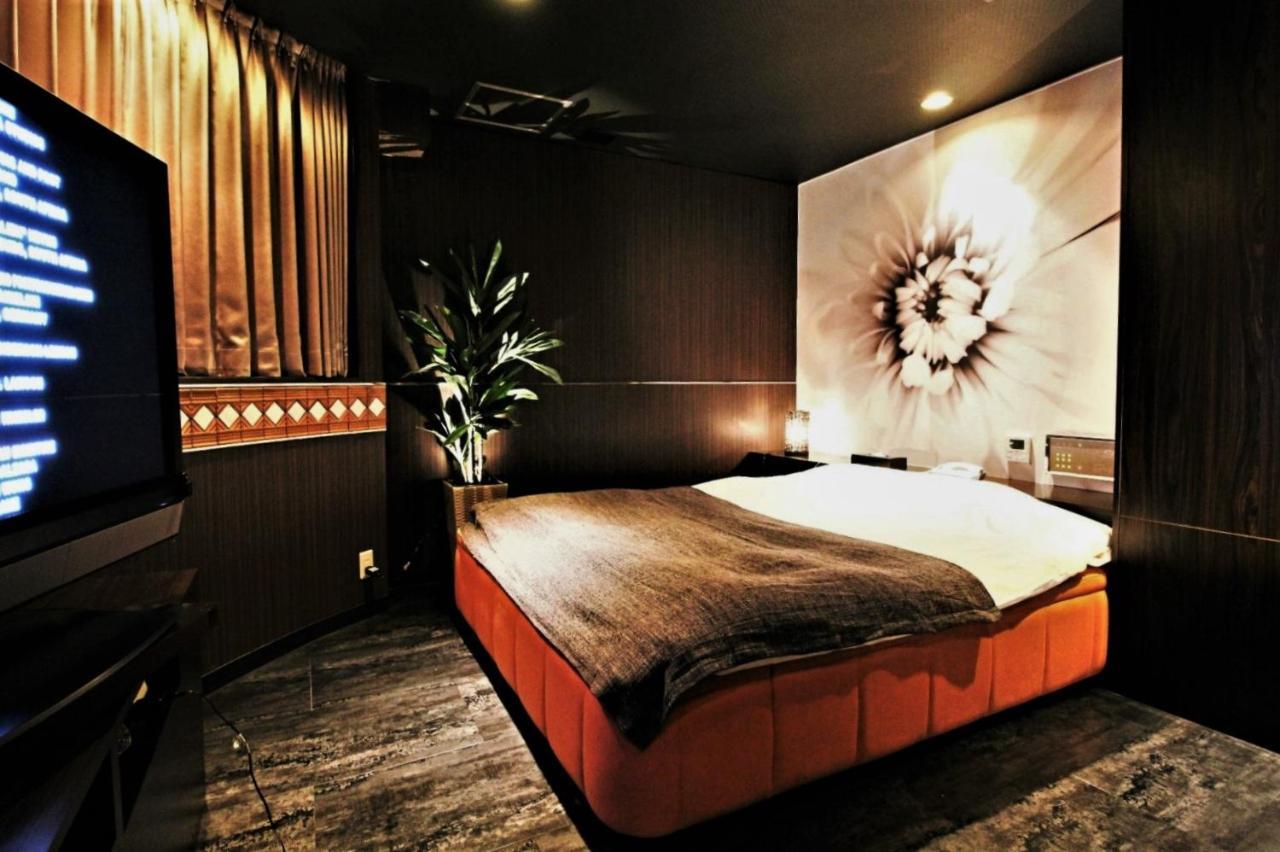 Hotel O2 -Adult Only- Hirabari Exteriör bild
