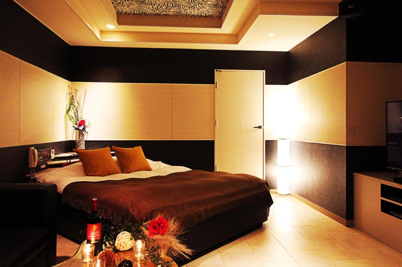 Hotel O2 -Adult Only- Hirabari Exteriör bild