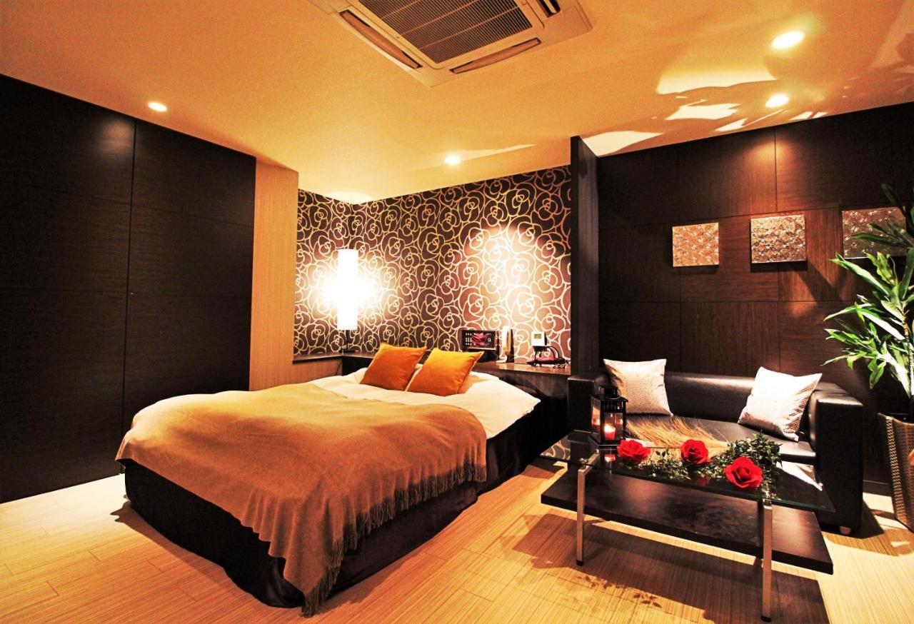 Hotel O2 -Adult Only- Hirabari Exteriör bild