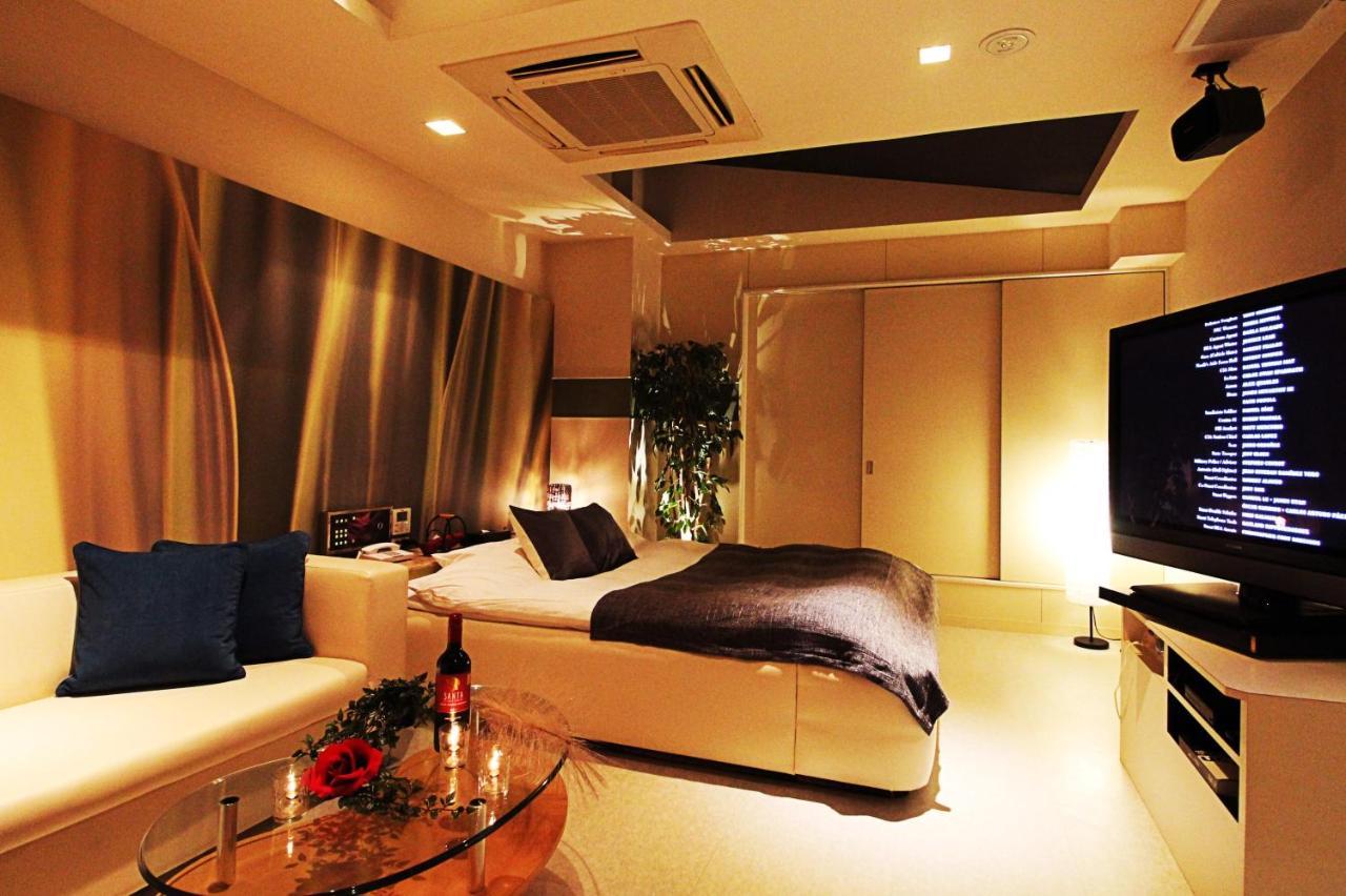 Hotel O2 -Adult Only- Hirabari Exteriör bild