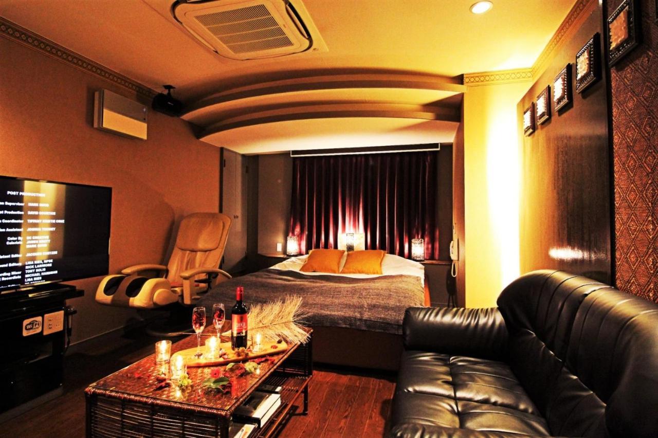Hotel O2 -Adult Only- Hirabari Exteriör bild