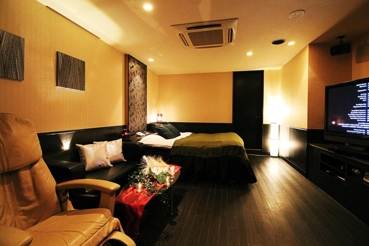 Hotel O2 -Adult Only- Hirabari Exteriör bild