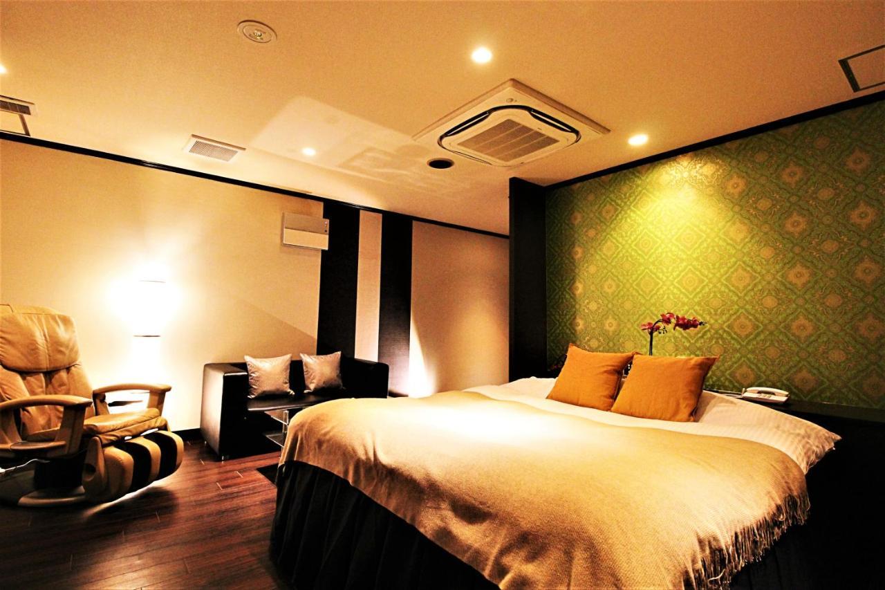 Hotel O2 -Adult Only- Hirabari Exteriör bild