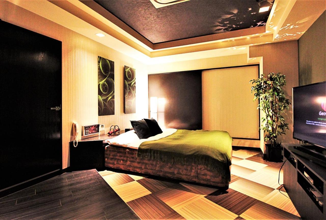 Hotel O2 -Adult Only- Hirabari Exteriör bild