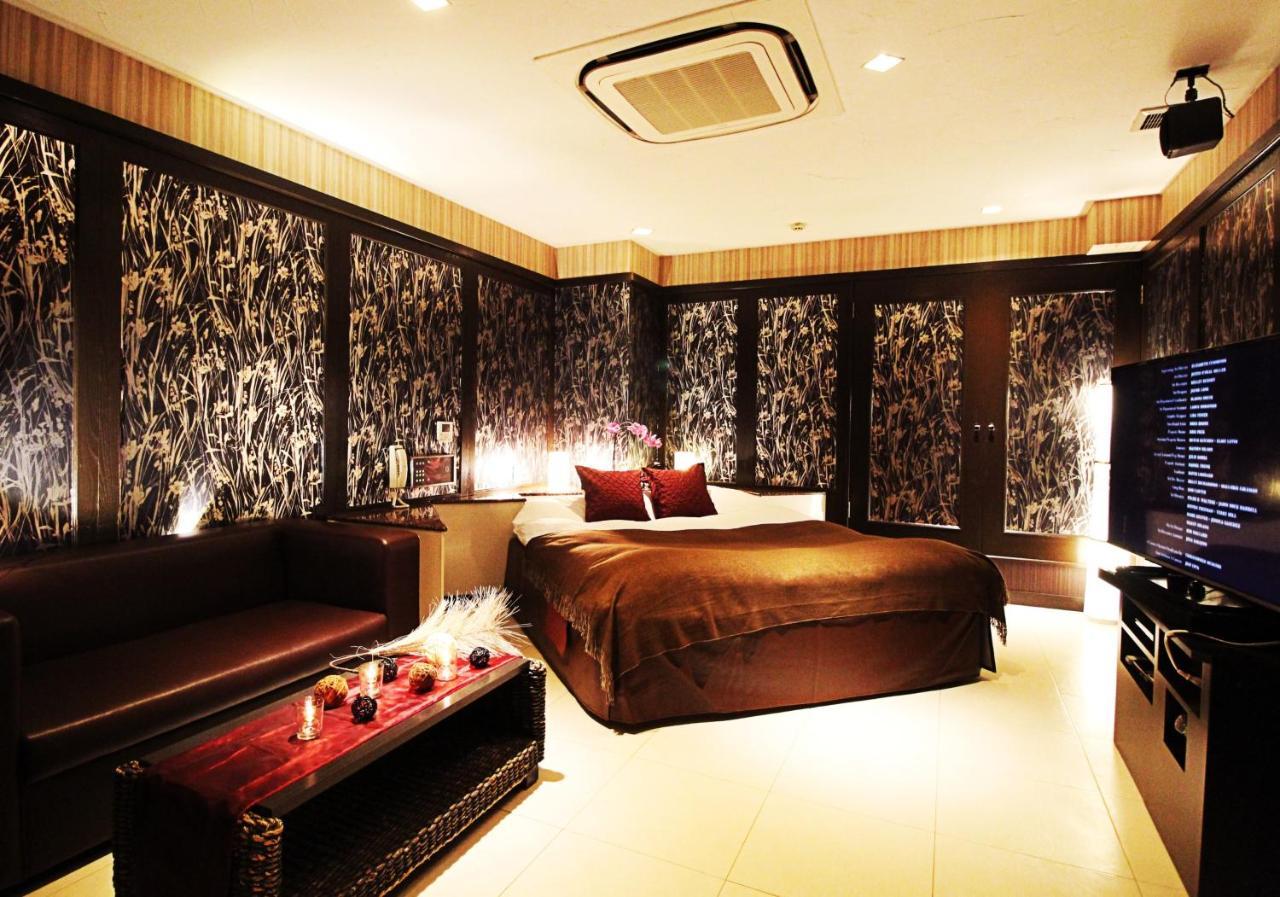 Hotel O2 -Adult Only- Hirabari Exteriör bild